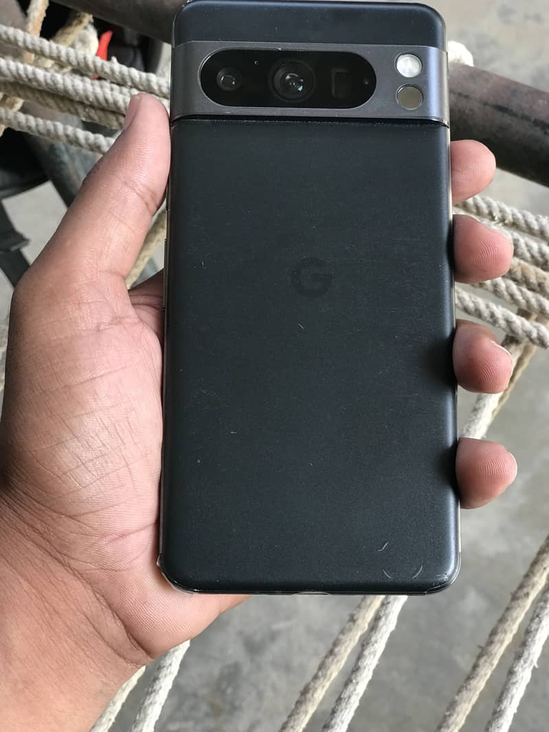 Google Pixel 8 Pro 3