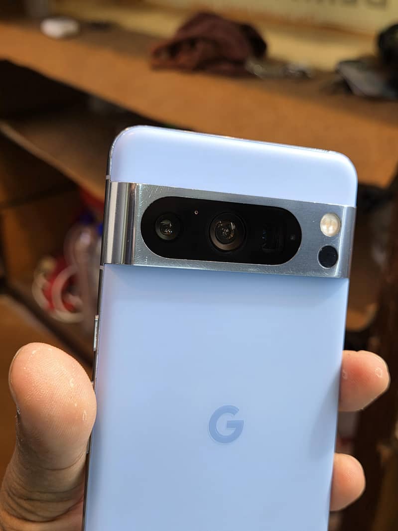 Google Pixel 8 Pro 2