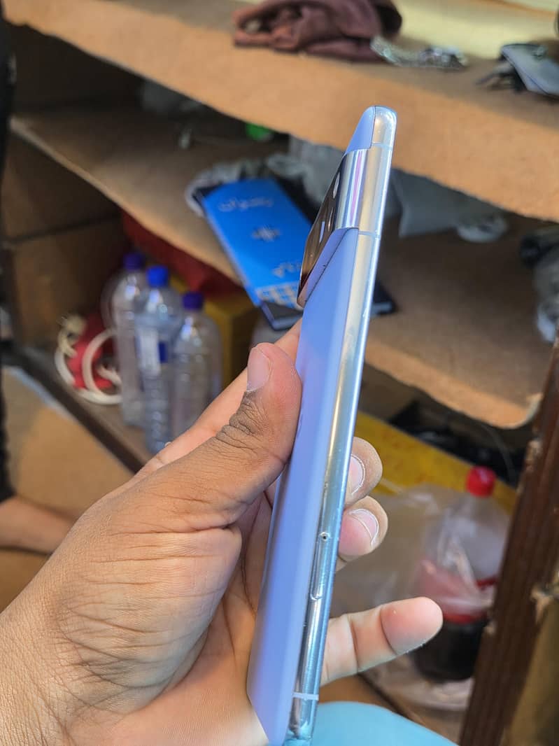 Google Pixel 8 Pro 4