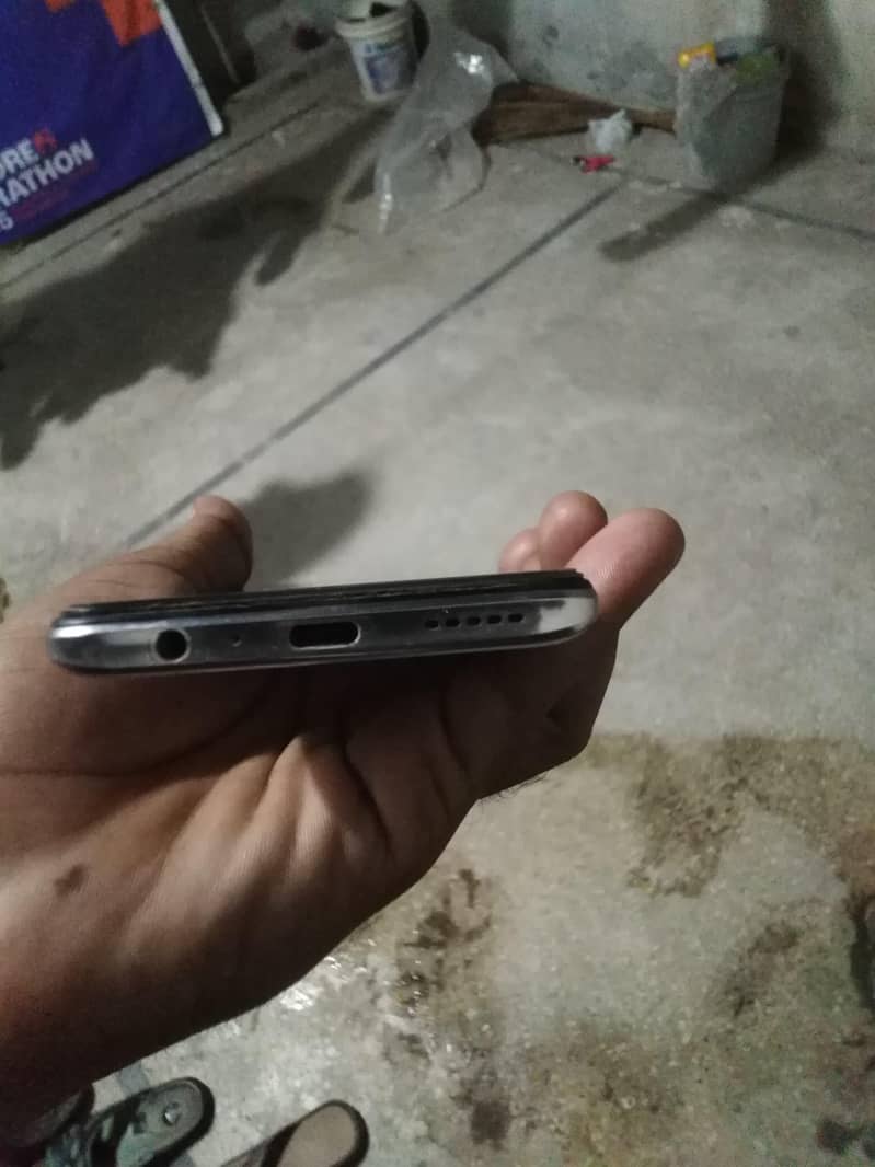 Mobile 4