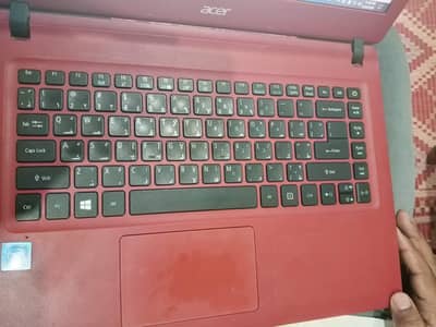 Acer laptop 8/10
