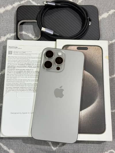 15 Promax (FU) 97health 300cycles 256 GB natural titanium physical+e