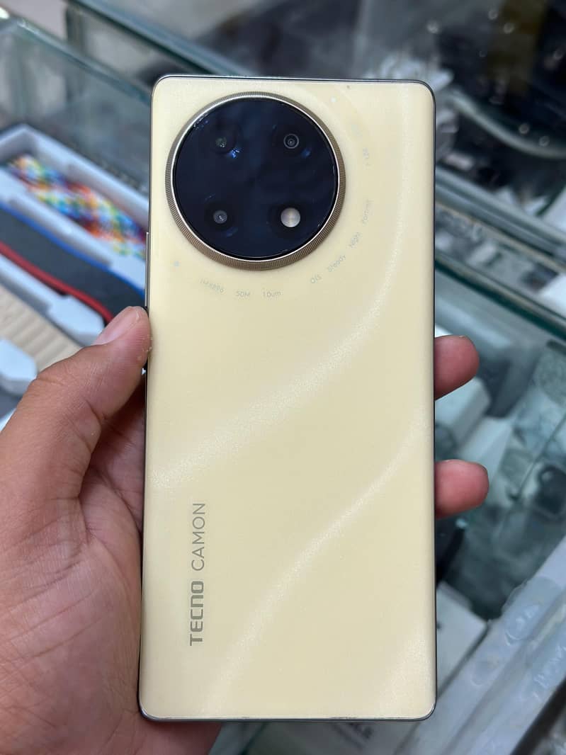 Tecno CAMON 30S 0