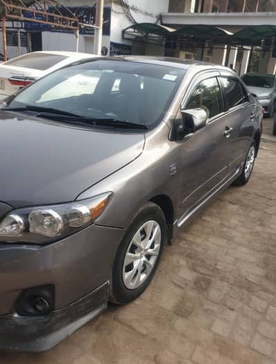 Toyota Corolla Altis 2013