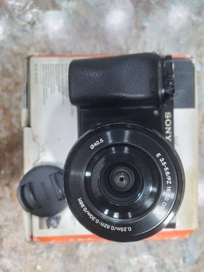 Sony a6000 with Lens