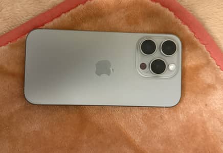 Apple iPhone 15 Pro