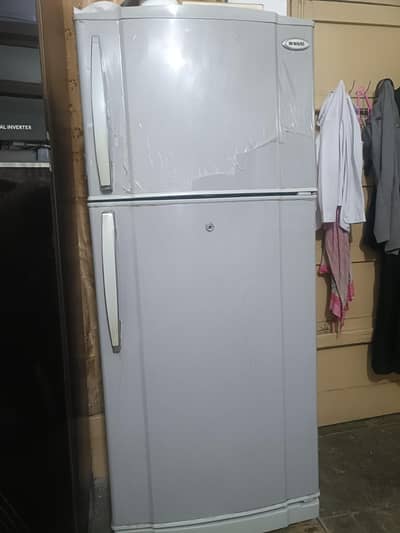 Waves 11cuft Refrigerator 244litr