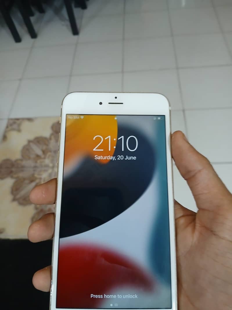 Apple iPhone 6 Plus 6