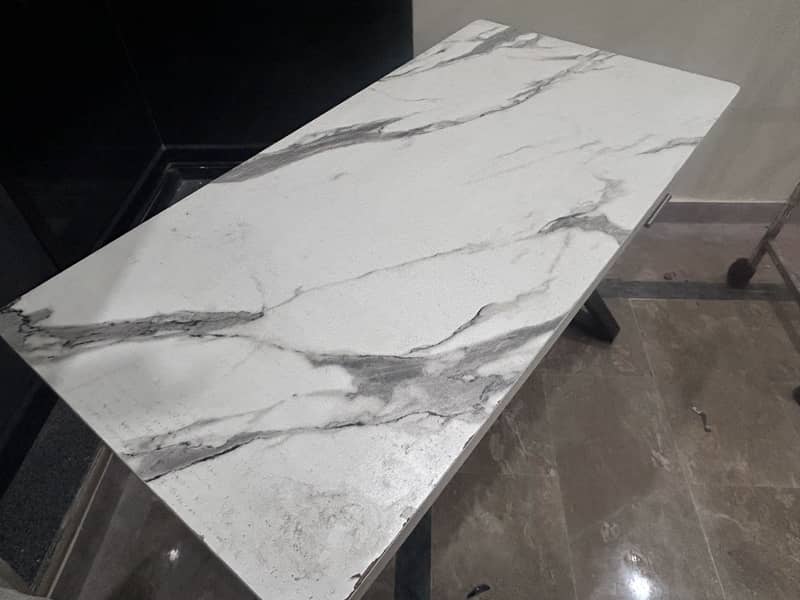Computer Table 2