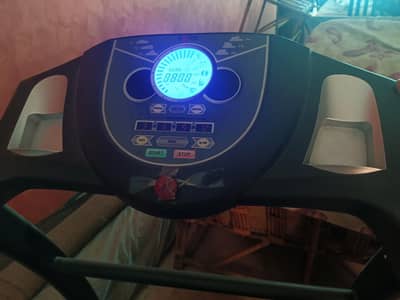 Oxygen Automatic Treadmill – Excellent Condition