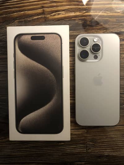 Iphone 15 pro Non PTA Factory Unlocked, Sim Time with box