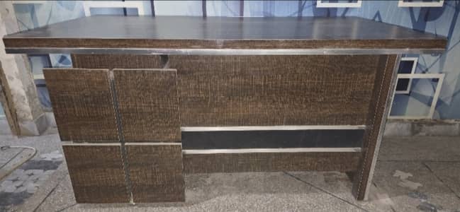 Office Table with side table just like brand new