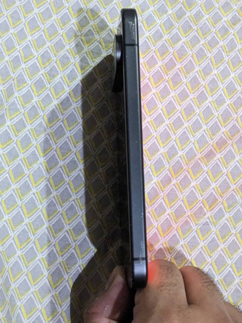 Google Pixel 9 4