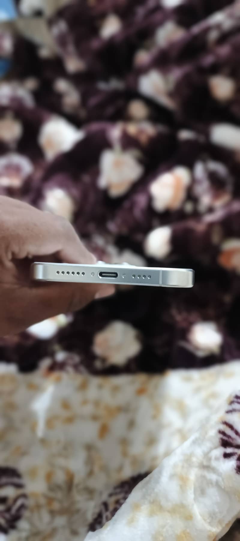 iPhone 15 Pro Max 2