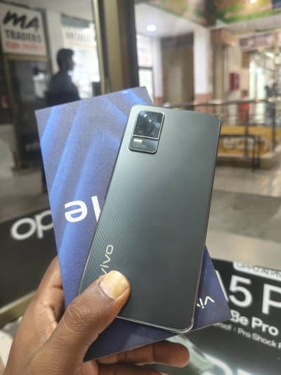 Vivo V21e