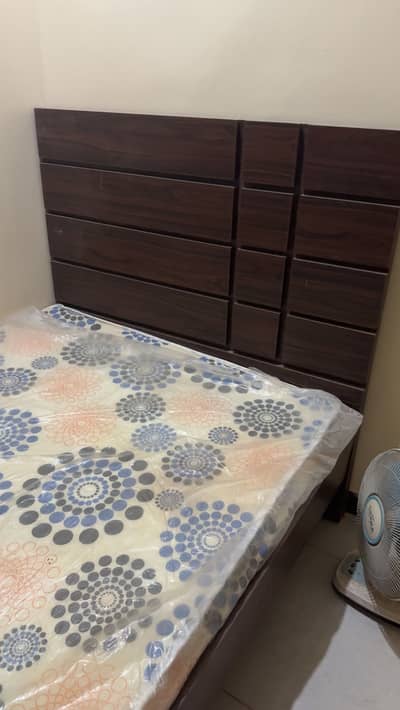 Bed available for sell