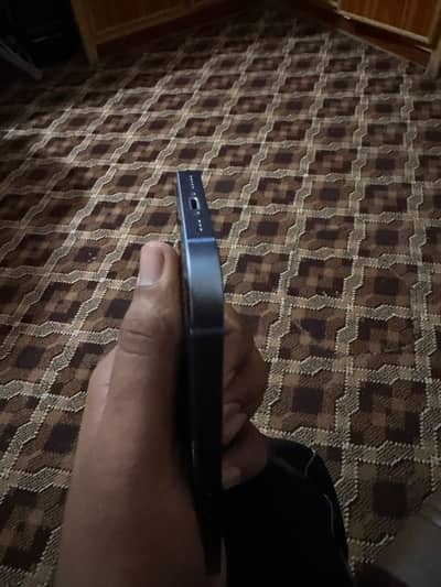 Apple iPhone 14