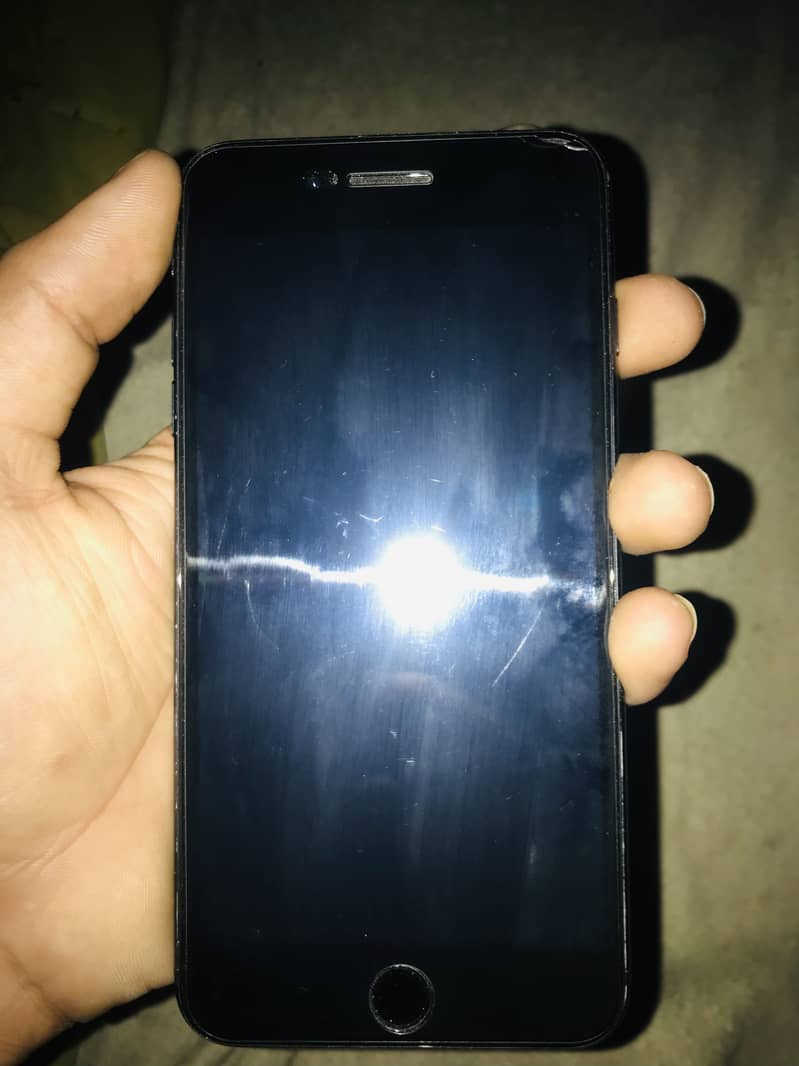 Apple iPhone 7 Plus 1