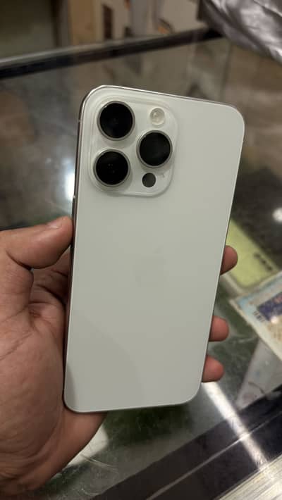 iPhone 15 Pro Max