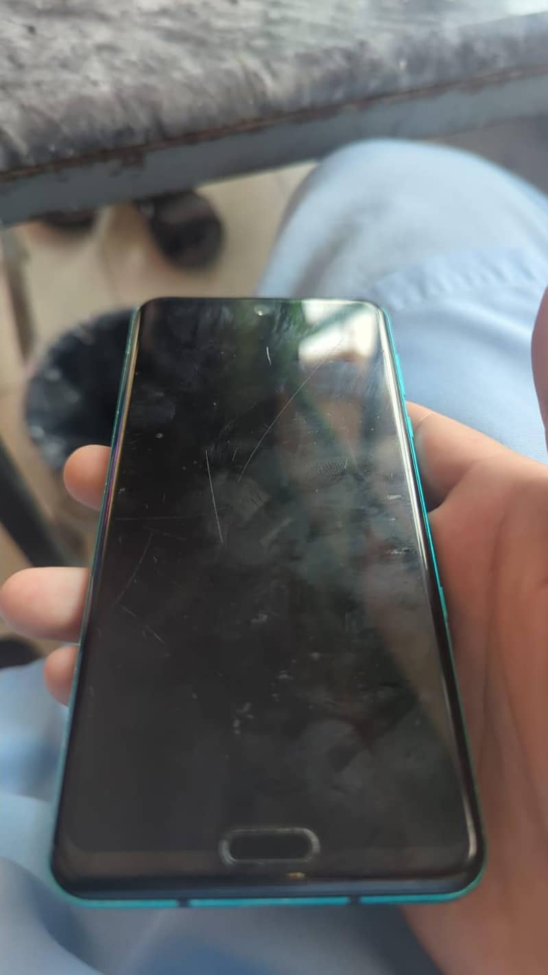 Sharp Aquos R3 1