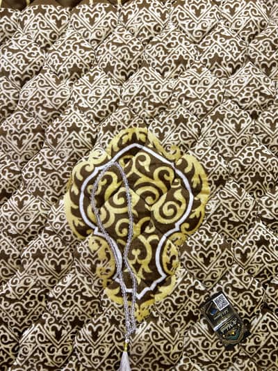 Valvet Prayer Mat with tasbeeh