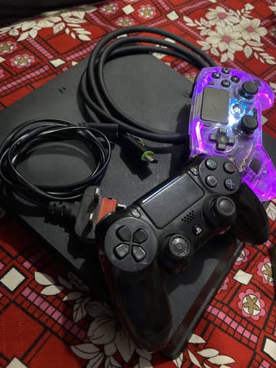 Playstation 4 slim
