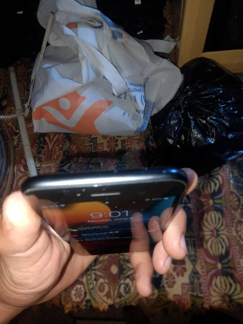 Apple iPhone 7 4