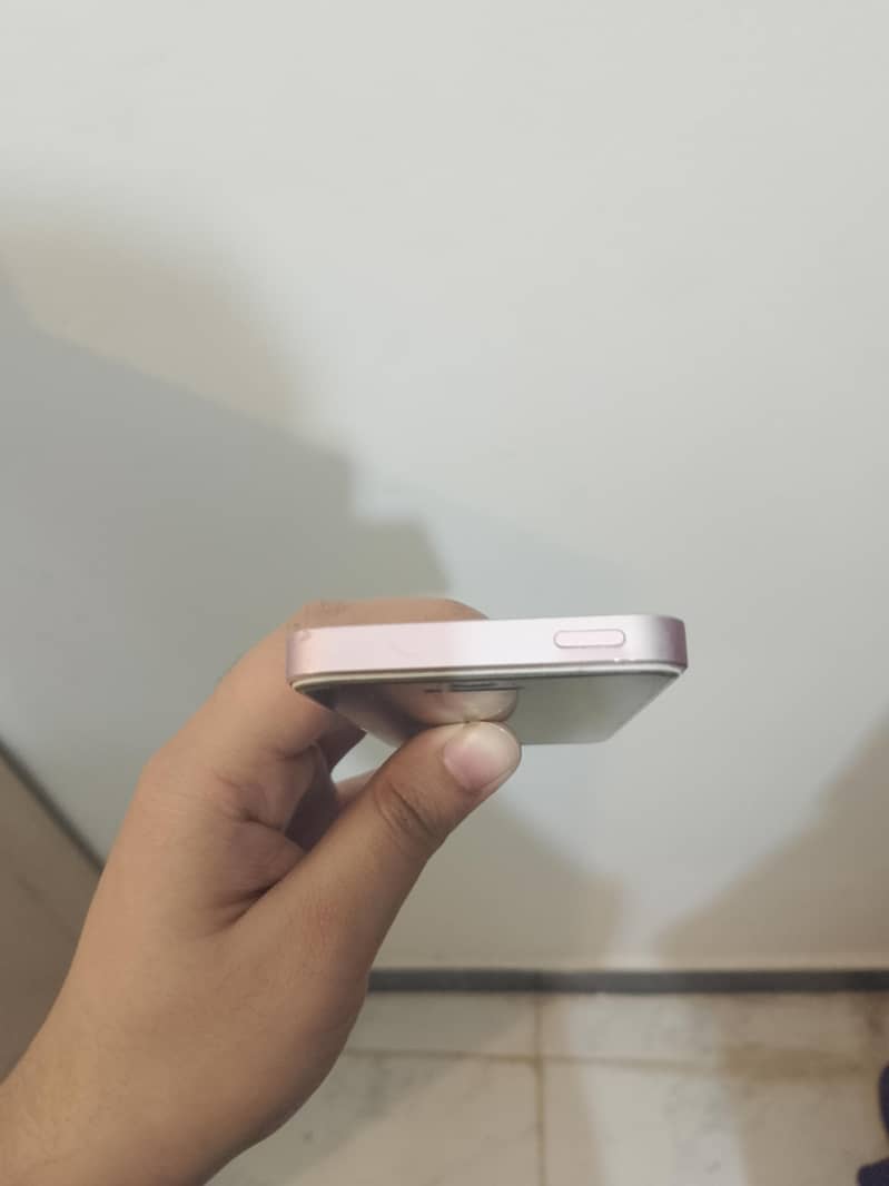 Apple iPhone SE 3