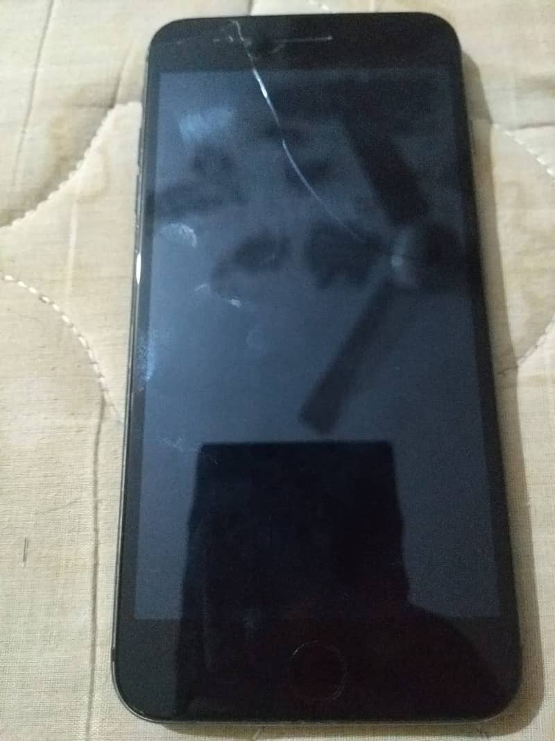 Apple iPhone 7 Plus 0