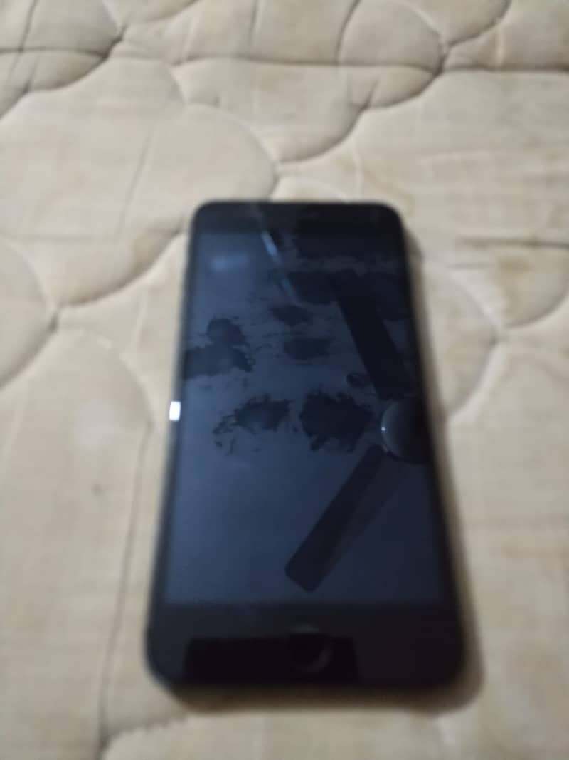 Apple iPhone 7 Plus 2