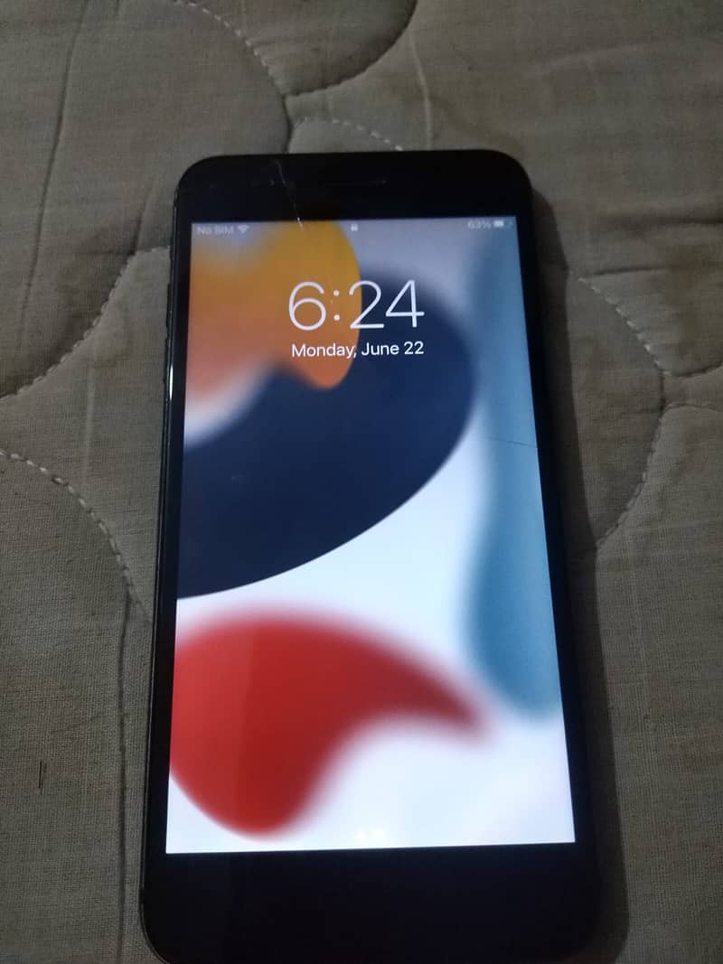 Apple iPhone 7 Plus 3