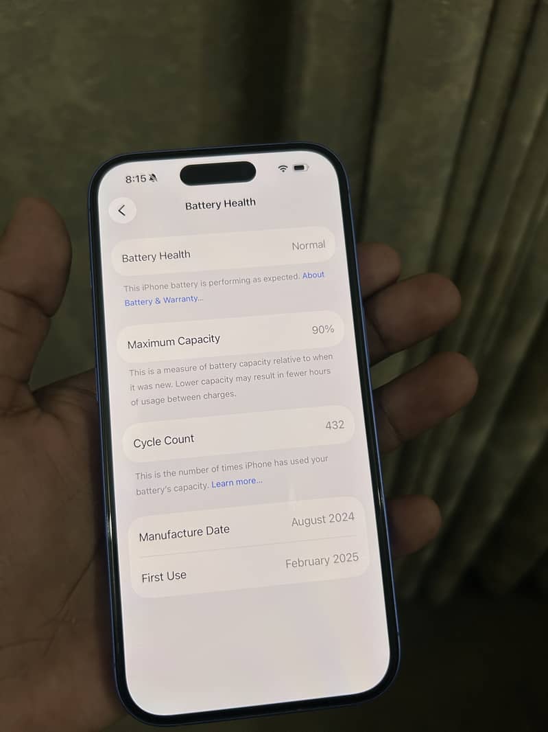 Apple iPhone 16 1