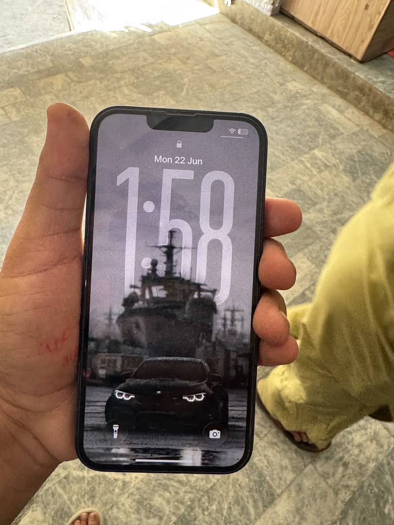 iPhone 14 4