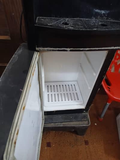 water dispenser