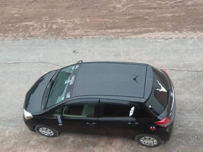 Toyota Vitz 2014