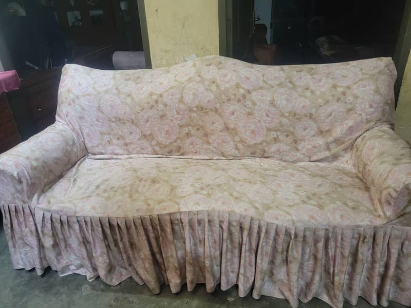 Sofa set usef 5