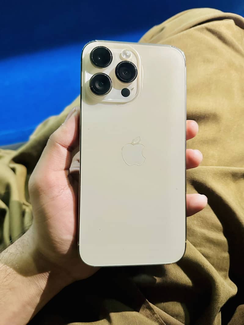 iPhone 14 Pro Max 2