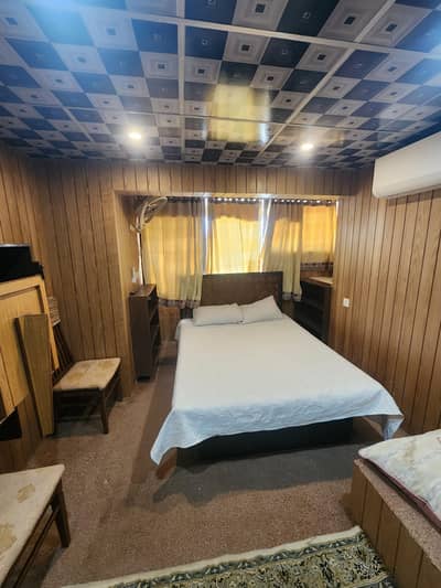 Furnished mumty room available for rent in F10/1 for Male or couple or ladies
