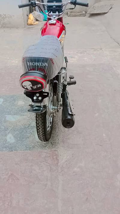 Honda CG 125 2025