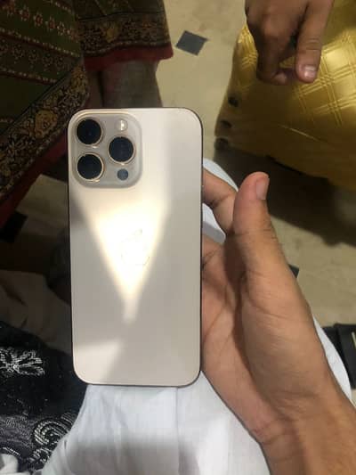 Apple iPhone 16 Pro Max