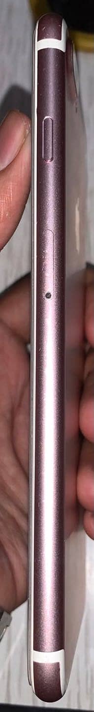 Apple iPhone 7 Plus 3