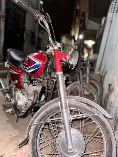 cg125