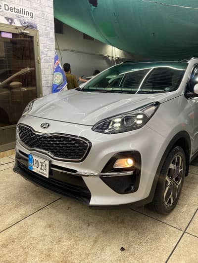 Kia Sportage FWD full options