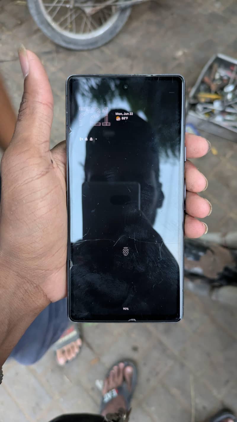 Google Pixel 7 4