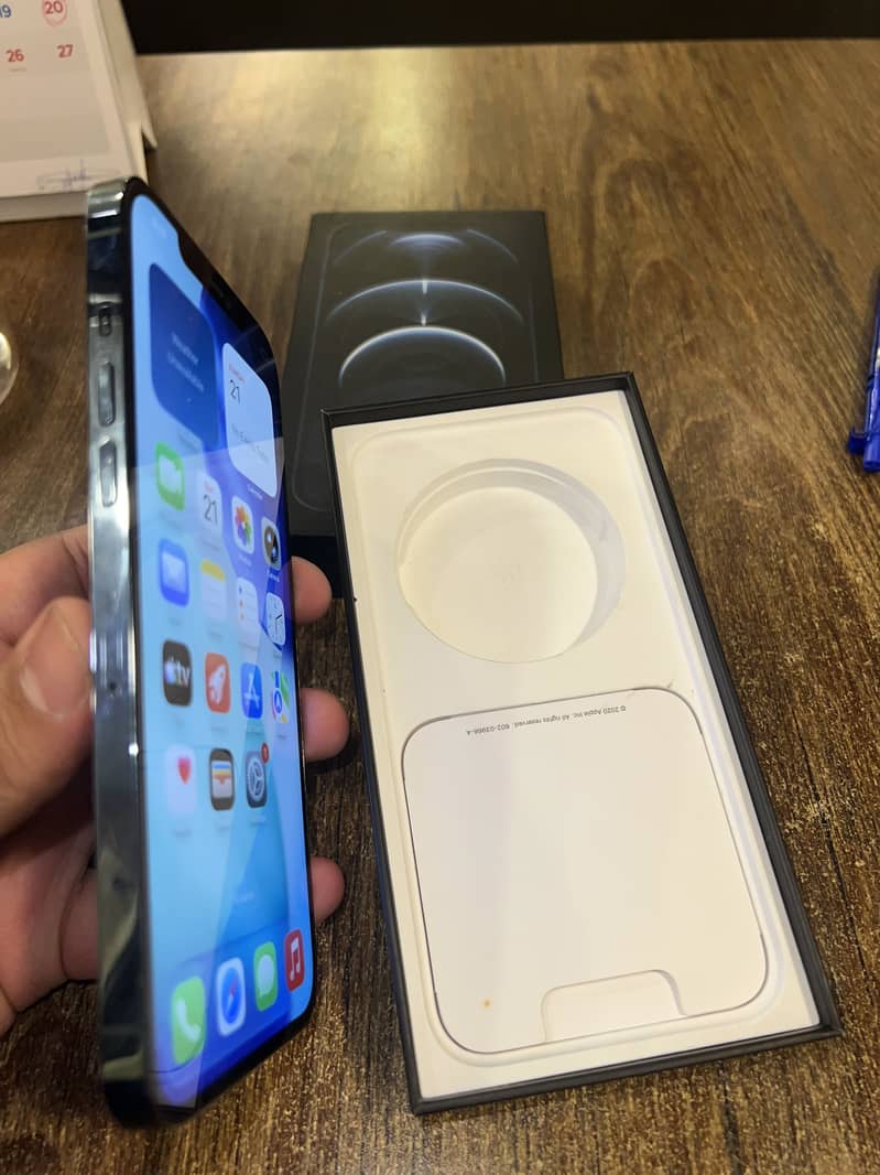 Apple iPhone 12 Pro Max 3