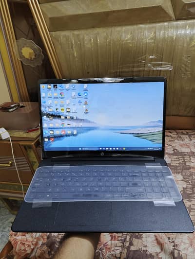 HP 15s Laptop | Intel Core i3 | 8GB RAM | 256GB SSD | 15.6" Display