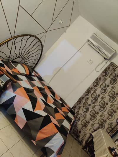Waves 1 ton Air Conditioner