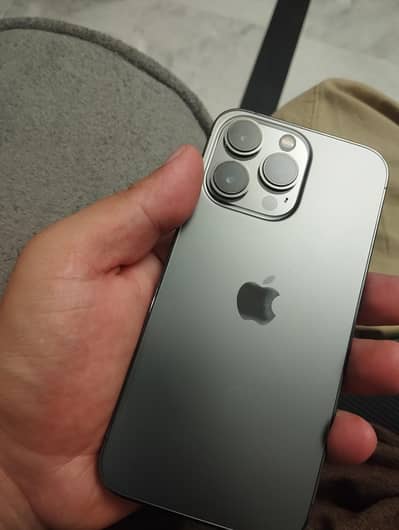 Apple iPhone 13 Pro
