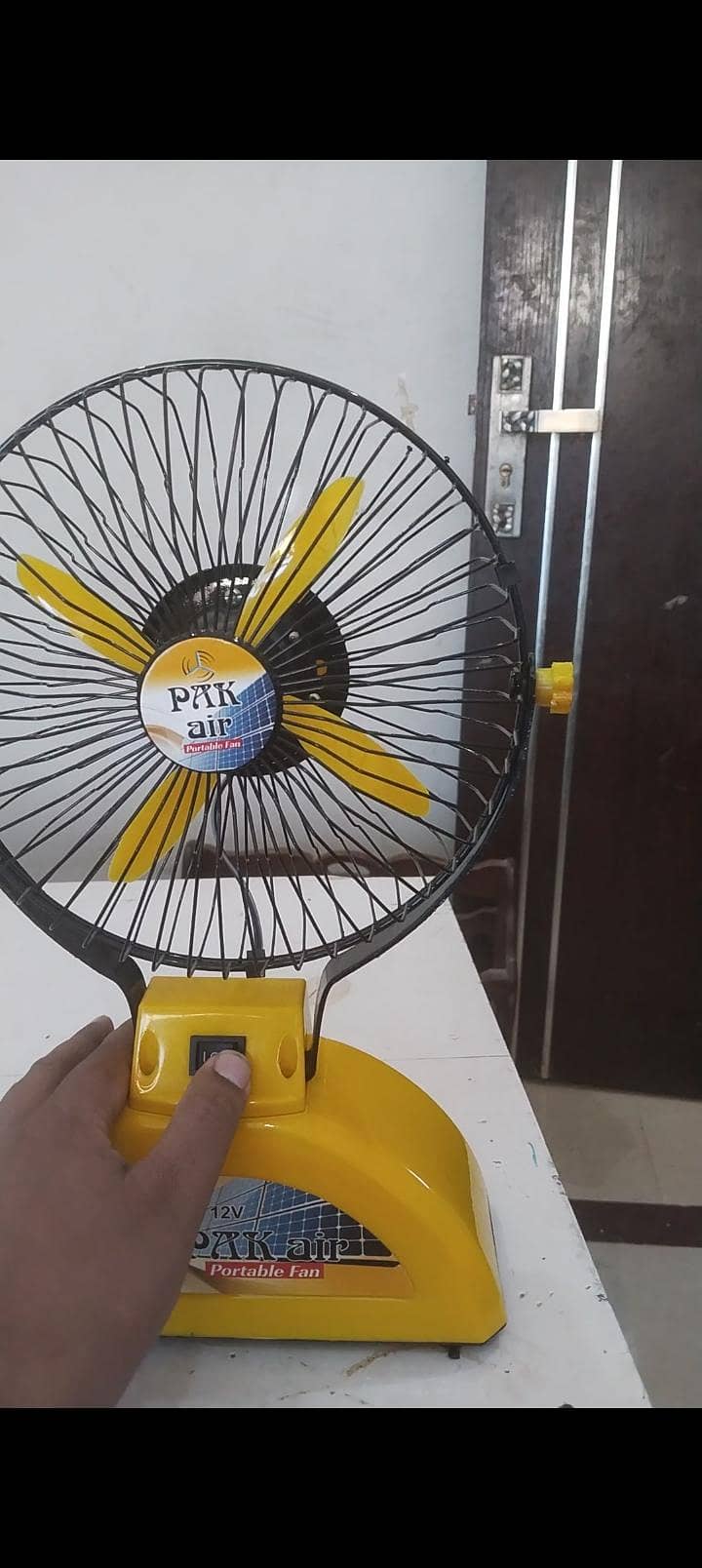 Automatic charging fan 4