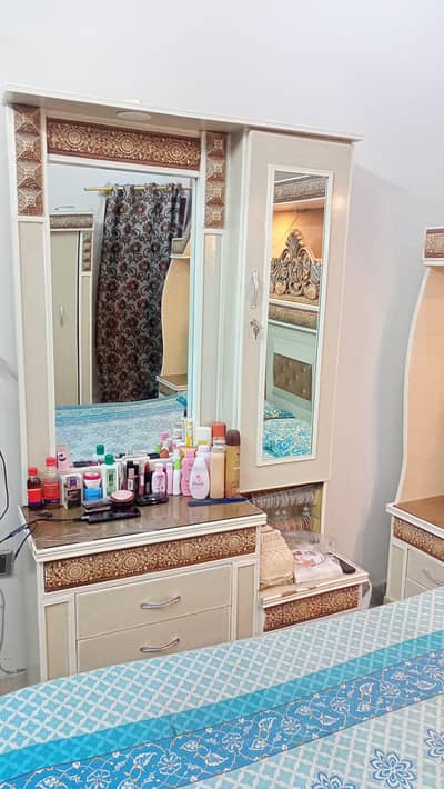 complete bedroom set king size Karachi | sliding wardrobe | white gold